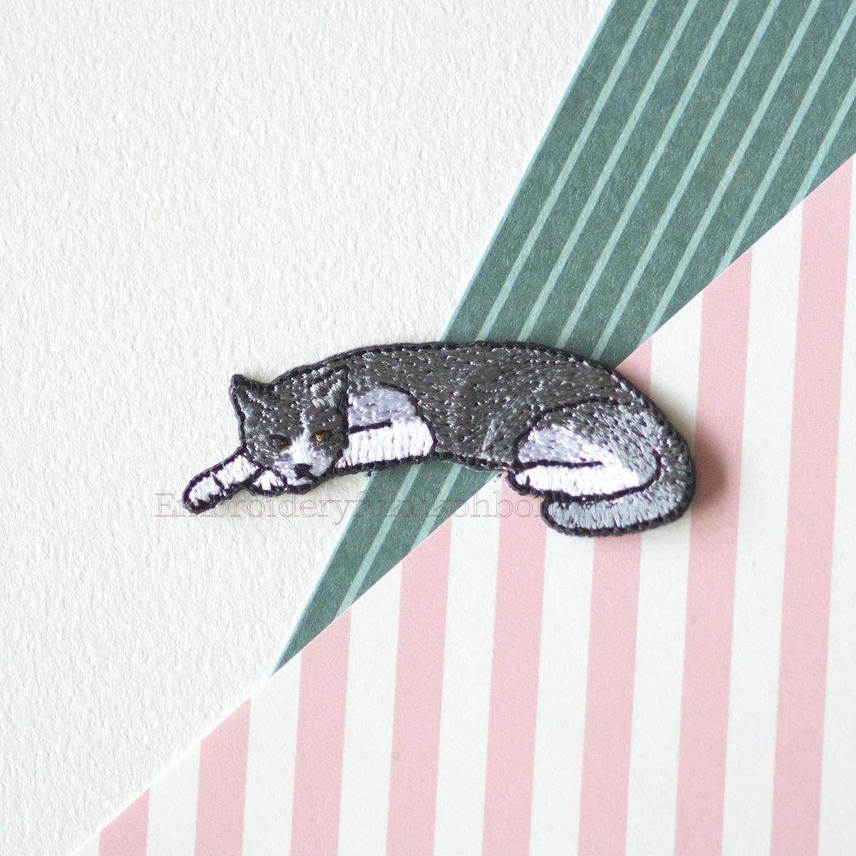 陽だまりのハチワレ　猫　はちわれ　刺繍　ワッペン　刺繍ワッペン | 3枚目