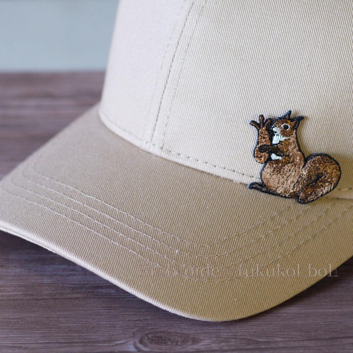 ニホンリスと松ぼっくり　リス　刺繍ワッペン | 3枚目